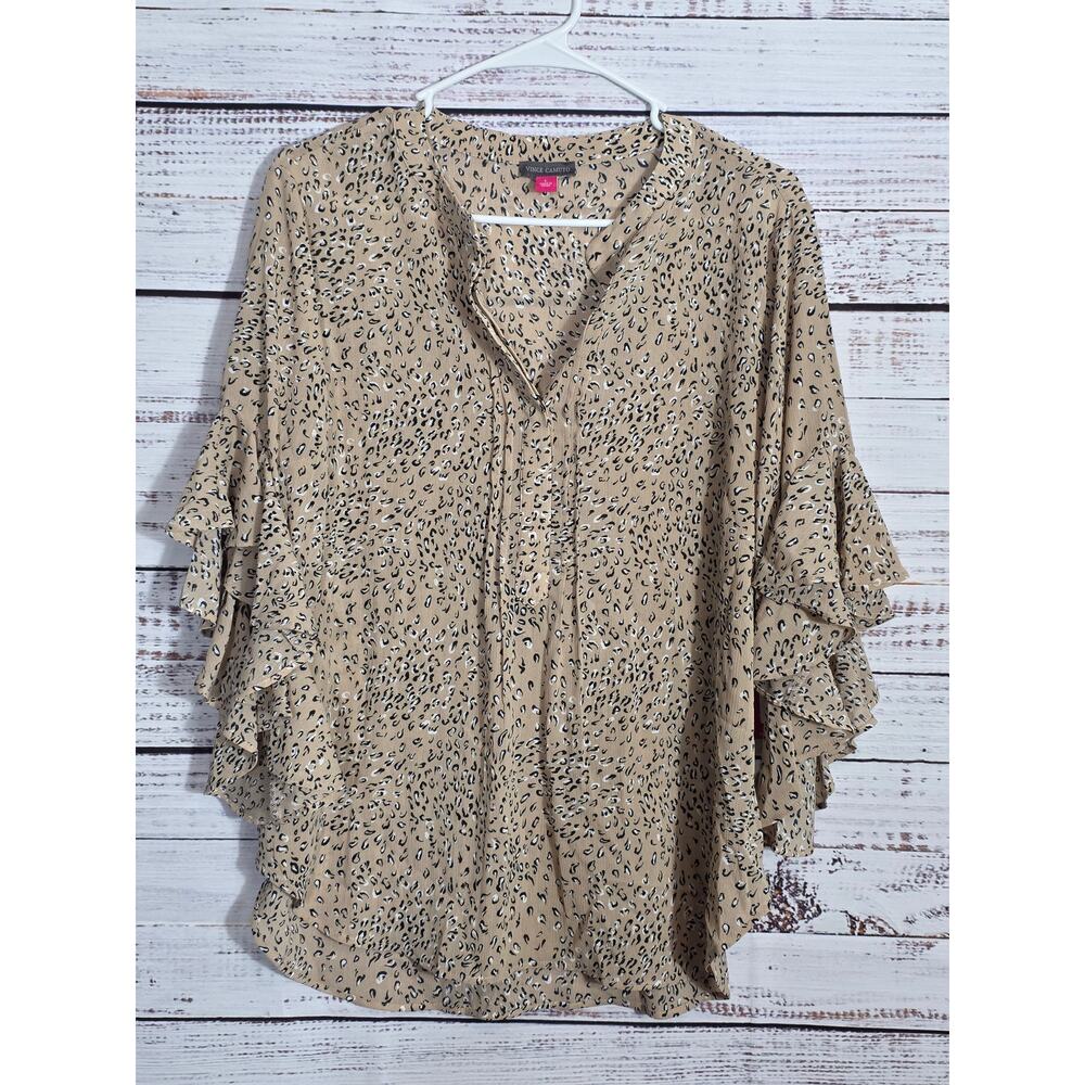 Vince Camuto Animal print womens top with ruffle sleeves size L NWT